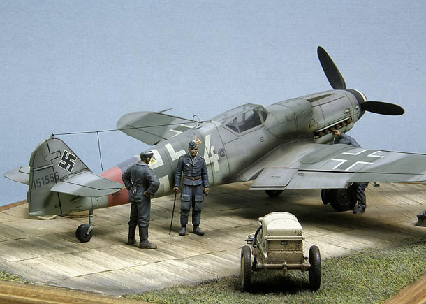 Dioramas and Vignettes: Bf.109G-10, or Dioramas and Vignettes: Bf.109G-10, or