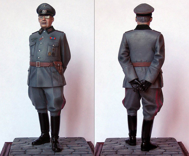 Figures: Herr Oberst Figures: Herr Oberst