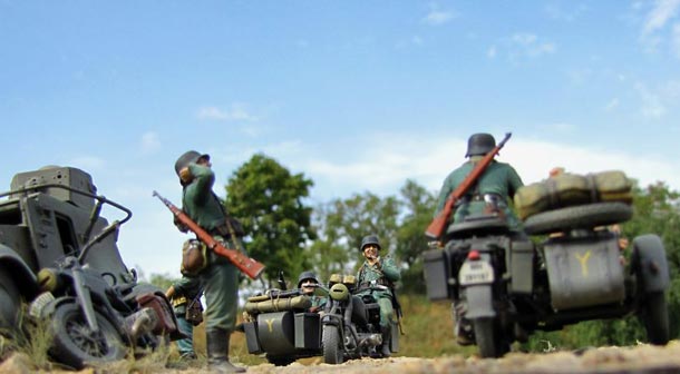 Dioramas and Vignettes: Invaders. 1941 Dioramas and Vignettes: Invaders. 1941
