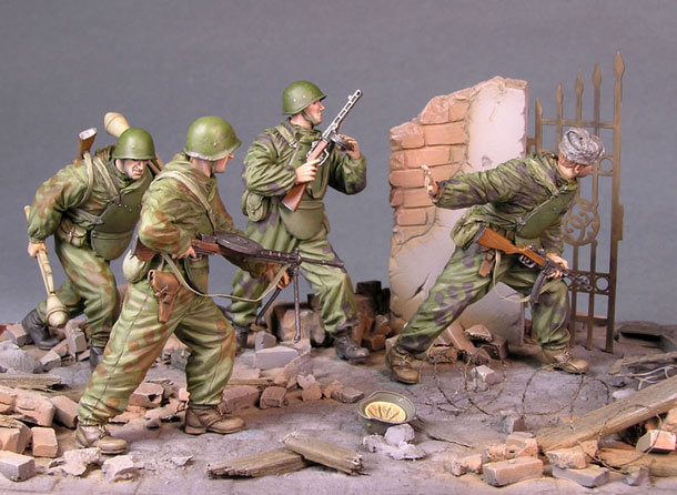 Dioramas and Vignettes: The Assault Dioramas and Vignettes: The Assault