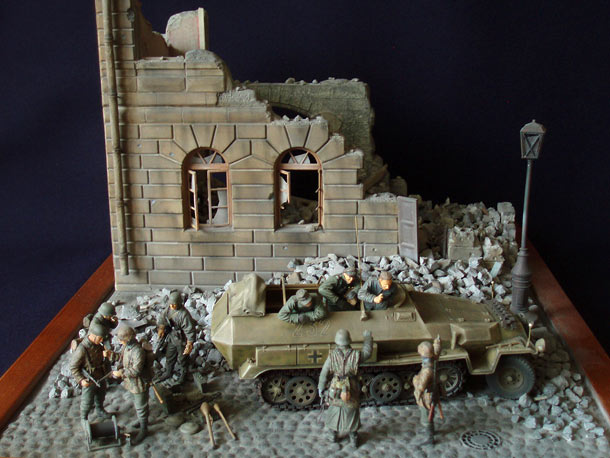 Dioramas and Vignettes: Panzergrenadiers Dioramas and Vignettes: Panzergrenadiers