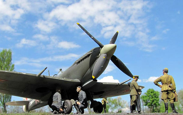 Dioramas and Vignettes: Working days on the airfild Dioramas and Vignettes: Working days on the airfild