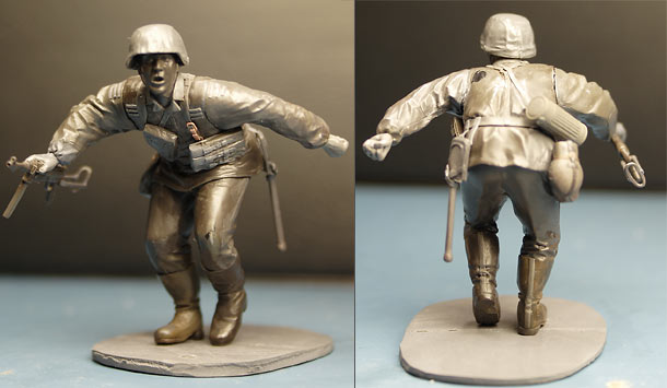 Sculpture: Waffen-SS trooper Sculpture: Waffen-SS trooper