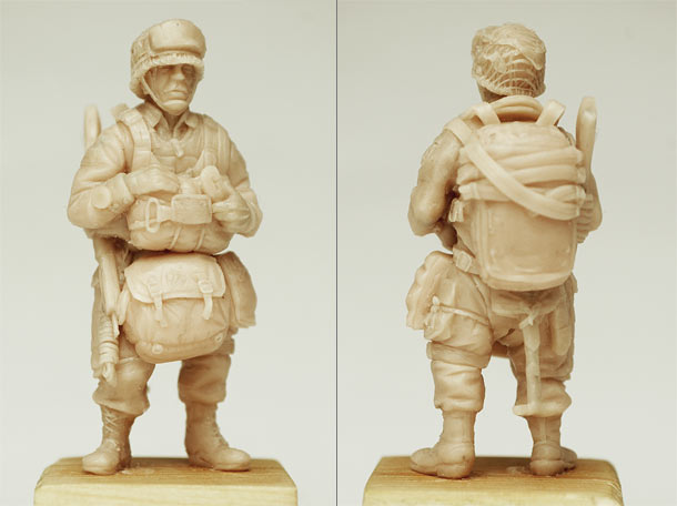 Sculpture: U.S. airborne trooper, 1944 Sculpture: U.S. airborne trooper, 1944