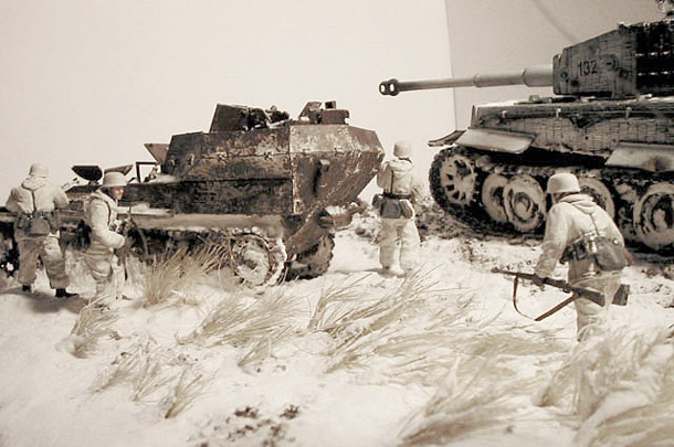 Dioramas and Vignettes: At the Frosty Day Dioramas and Vignettes: At the Frosty Day