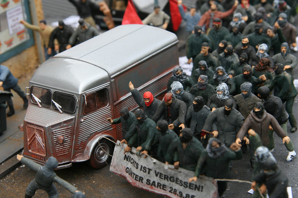 photo-1-riot-on-the-street-frankfurt-am-main-1986-training