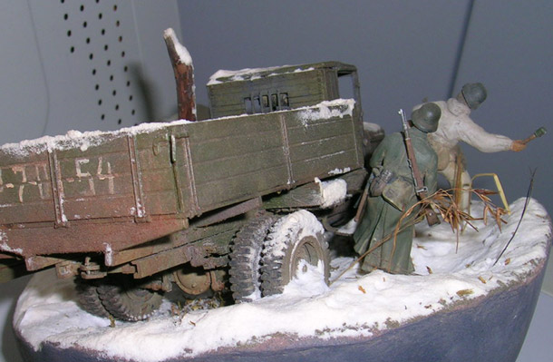 Dioramas and Vignettes: Tank Hunters Dioramas and Vignettes: Tank Hunters