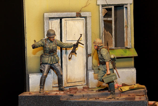 Dioramas and Vignettes: Military labour Dioramas and Vignettes: Military labour