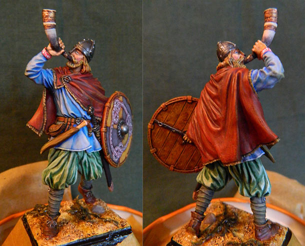 Figures: Viking with a horn Figures: Viking with a horn