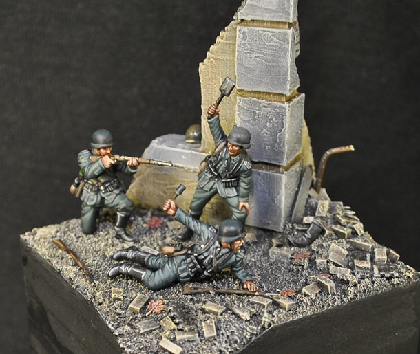 Dioramas and Vignettes: Stalingrad. The Beginning Dioramas and Vignettes: Stalingrad. The Beginning