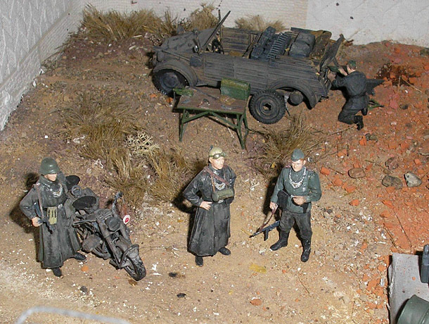 Dioramas and Vignettes: Slim Bertha Dioramas and Vignettes: Slim Bertha
