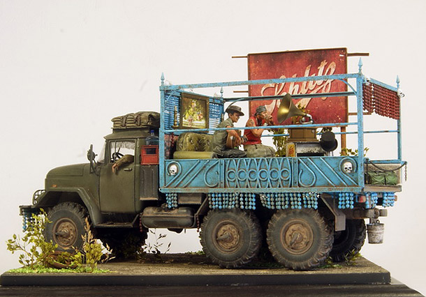 Dioramas and Vignettes: My Gypsy Road... Dioramas and Vignettes: My Gypsy Road...