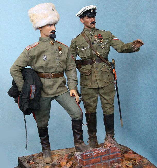 Figures: Lieutenant-general S.L.Markov and captain of 1st Officers regt., 1918 Figures: Lieutenant-general S.L.Markov and captain of 1st Officers regt., 1918