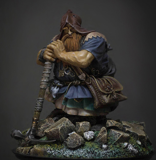 Miscellaneous: Hooded Dwarf Miscellaneous: Hooded Dwarf