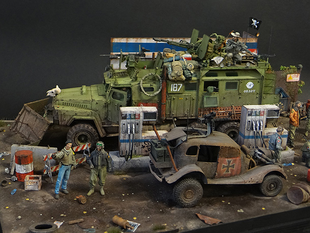Dioramas and Vignettes: Road Warriors Dioramas and Vignettes: Road Warriors