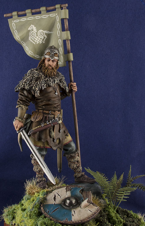 Figures: Viking standard-bearer, photo #2