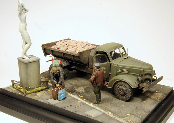 Dioramas and Vignettes: ZiS-MMZ-585. The fellow traveler Dioramas and Vignettes: ZiS-MMZ-585. The fellow traveler