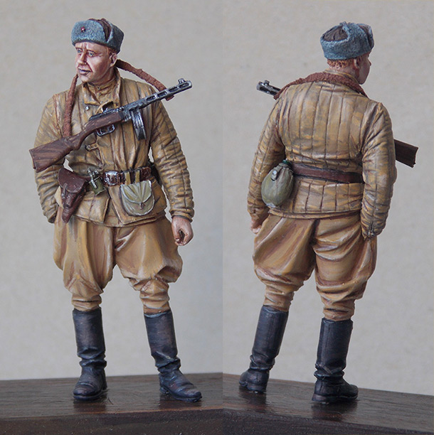 Figures: Red Army soldier at rest Figures: Red Army soldier at rest