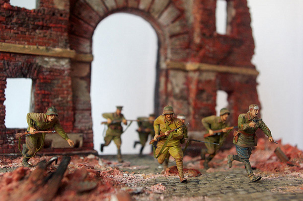 Dioramas and Vignettes: I'm a Fortress Dioramas and Vignettes: I'm a Fortress