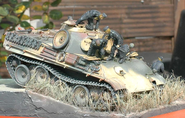 Dioramas and Vignettes: Raus! Wir wurden abgeschossen... Dioramas and Vignettes: Raus! Wir wurden abgeschossen...