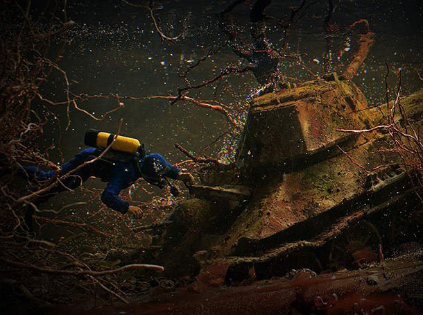 Dioramas and Vignettes: T-34/76 STZ. Rebirth of the Hero Dioramas and Vignettes: T-34/76 STZ. Rebirth of the Hero