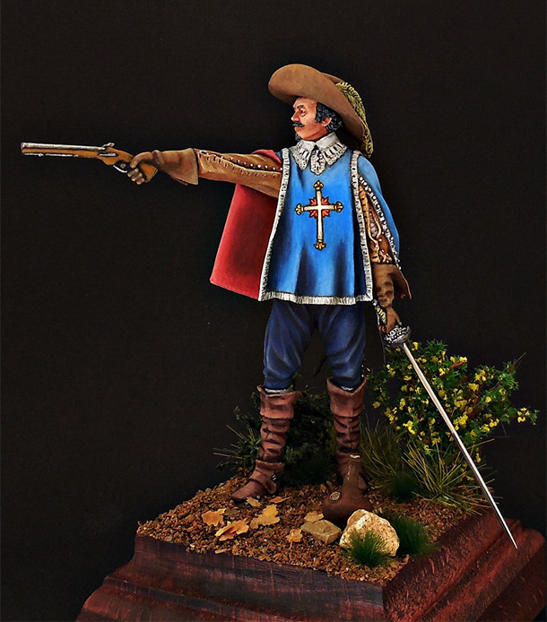 Figures: Royal musketeer