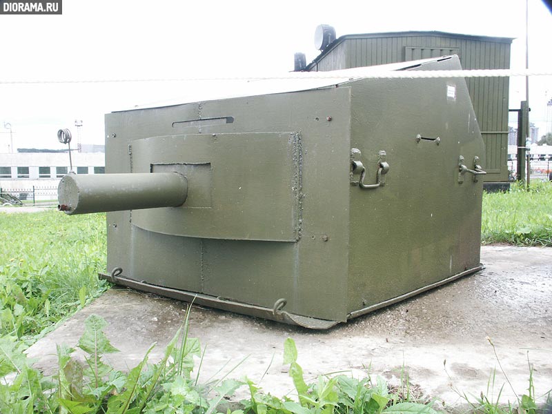 Machine gun pillbox made of steel sheets, Central Museum of Great