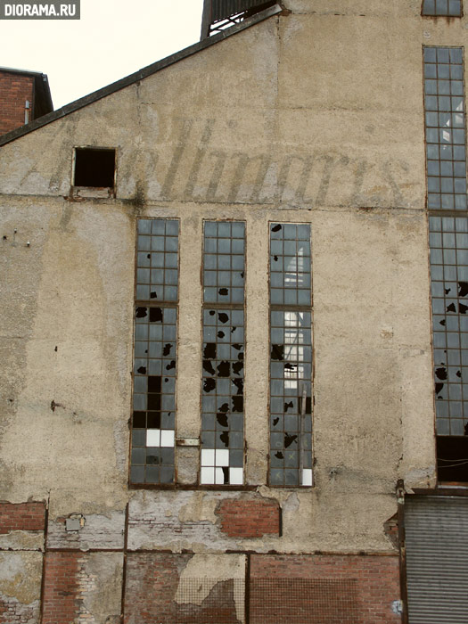 Glass factory building, early XX century, Sinzig, West Germany (Library Diorama.Ru)