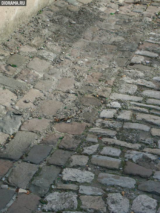 Sidewalk pavement, Sarreguemines, Lorraine, France (Library Diorama.Ru)