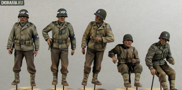 Reviews: US Jeep crew & Military police Reviews: US Jeep crew & Military police